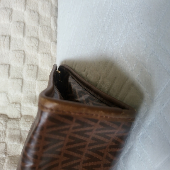 Mario Valentino Brown Leather Clutch with Textured Finish - Picture 8 of 12